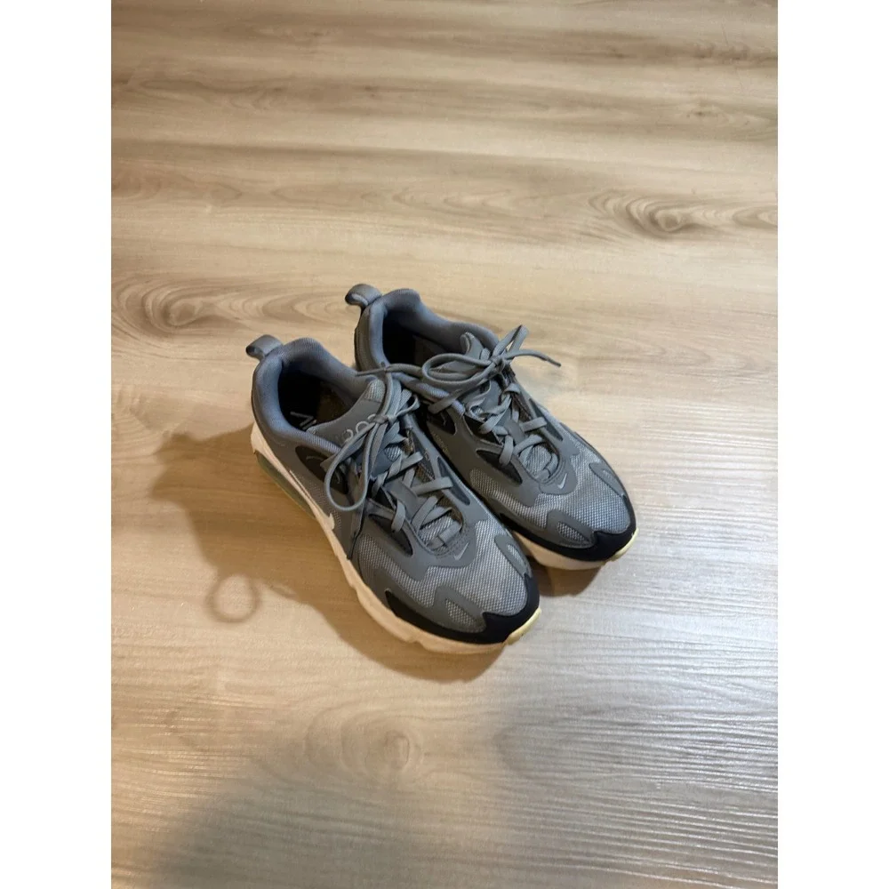 Nike Air Max 200 Grey 7.5 Mens CK4979-991 Lifestyle Sneakers Running Shoes